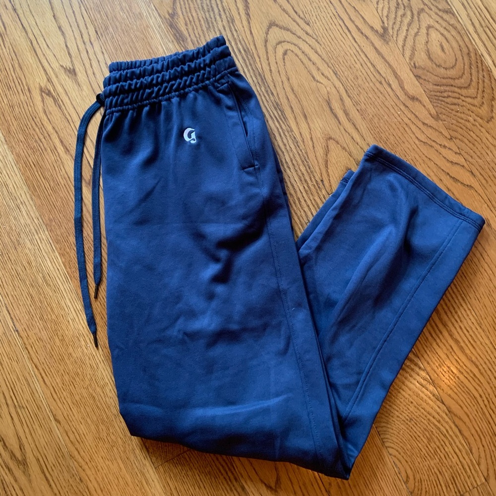 Men’s glossier sweatpants